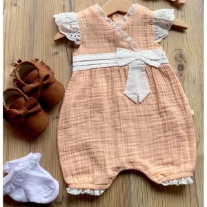 KIZ BEBEK SAÇ BANDI VE DANTEL DETAYLI ŞORT TULUM Somon